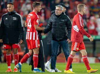 Union-Coach Urs Fischer trifft mit seinem Team auf den VfL Bochum. Union-Coach Urs Fischer trifft mit seinem Team auf den VfL Bochum.