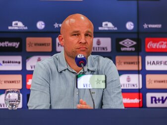 Will bald einen neuen Schalke-Trainer präsentieren: Sportdirektor Rouven Schröder. Will bald einen neuen Schalke-Trainer präsentieren: Sportdirektor Rouven Schröder.