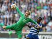 Victor Obinna (r.) erzielt den Siegtreffer für Duisburg (Quelle: FIRO/SID-IMAGES)
<br>
<br>
<br>© 2016 SID