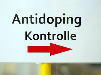 Costa Ricas Trainer hofft nach dem Doping-Fall in seinem Team auf eine schnelle Aufklärung. Costa Ricas Trainer hofft nach dem Doping-Fall in seinem Team auf eine schnelle Aufklärung.