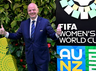 Findet die Angebote für die TV-Rechte der Frauen-WM 2023 alles andere als gut: FIFA-Boss Gianni Infantino. Findet die Angebote für die TV-Rechte der Frauen-WM 2023 alles andere als gut: FIFA-Boss Gianni Infantino.