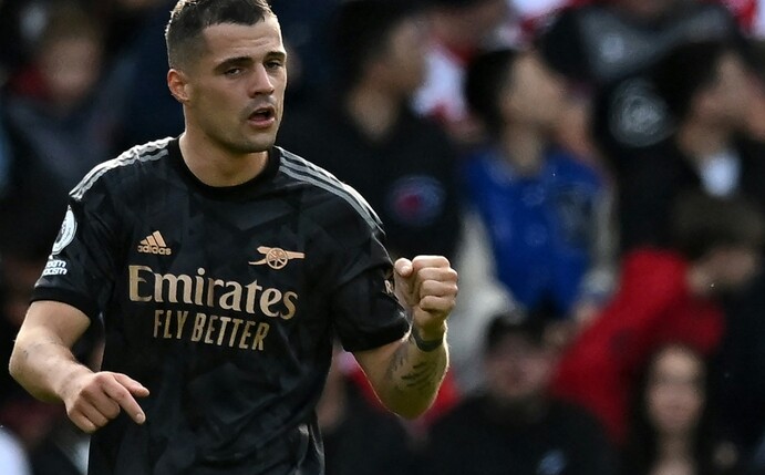 Premier League: Spitzenreiter Arsenal büßt an Vorsprung ein