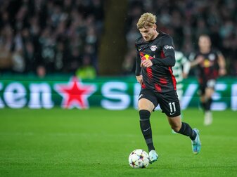 Leipzigs Timo Werner führt den Ball im Tempodribbling eng am Fuß. Leipzigs Timo Werner führt den Ball im Tempodribbling eng am Fuß.