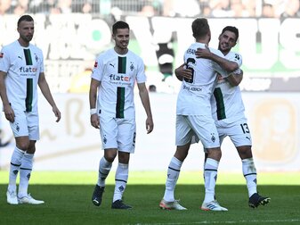 Stindl (ganz rechts) und Kramer (2. von rechts) spielen schon jahrelang bei den Fohlen. Foto: Alexander Scheuber/Getty Images Stindl (ganz rechts) und Kramer (2. von rechts) spielen schon jahrelang bei den Fohlen. Foto: Alexander Scheuber/Getty Images