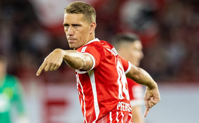 Bekommt ein Lob von seinem Trainer: Freiburgs Nils Petersen.