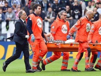 Claudio Marchisio verdrehte sich gegen US Palermo das Knie und musste verletzt ausgewechselt werden. Foto: Di Marco Claudio Marchisio verdrehte sich gegen US Palermo das Knie und musste verletzt ausgewechselt werden. Foto: Di Marco