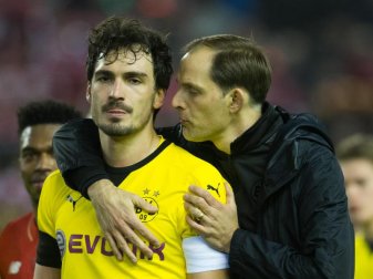 Mats Hummels (l) und Trainer Thomas Tuchel wollen nun den DFB-Pokal gewinnen. Foto: Bernd Thissen Mats Hummels (l) und Trainer Thomas Tuchel wollen nun den DFB-Pokal gewinnen. Foto: Bernd Thissen