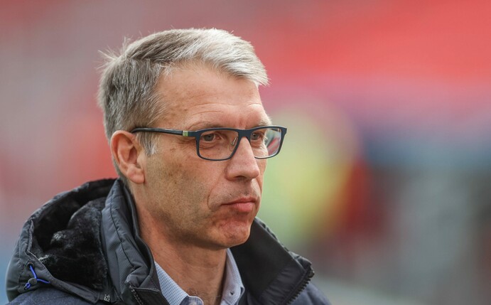 Schalke 04: Kapitän Vor Comeback – Karaman Comeback: Der Große Schalke Check! - w9hcw8t