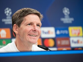 Für Frankfurts Trainer Oliver Glasner geht es gegen Sporting Lissabon nur um das Weiterkommen. Für Frankfurts Trainer Oliver Glasner geht es gegen Sporting Lissabon nur um das Weiterkommen.