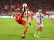 Mazraoui kam im Sommer aus Amsterdam nach München. Foto: Adam Pretty/Getty Images