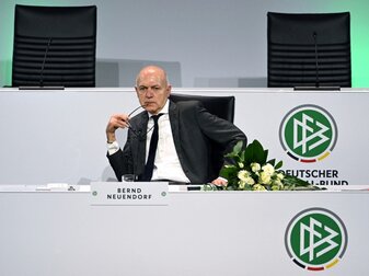 Neuendorf: "Werden eine solche Vergabe nicht mehr erleben" Neuendorf: "Werden eine solche Vergabe nicht mehr erleben"