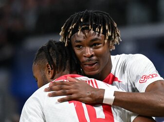 Weckte das Interesse von PSG: Mohamed Simakan (r). Weckte das Interesse von PSG: Mohamed Simakan (r).