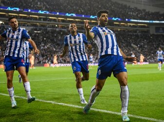 Gruppensieg und Schützenhilfe: Porto schlägt Atletico Gruppensieg und Schützenhilfe: Porto schlägt Atletico