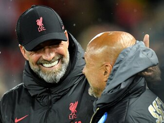 Jubilar Klopp lobt Liverpool: "Richtig, richtig gut!" Jubilar Klopp lobt Liverpool: "Richtig, richtig gut!"