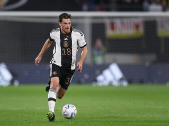 Nach Schulterverletzung: Hofmann beim Mannschaftstraining Nach Schulterverletzung: Hofmann beim Mannschaftstraining