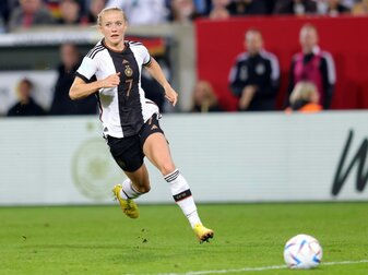 Bis 2026: Lea Schüller verlängert beim FC Bayern München Bis 2026: Lea Schüller verlängert beim FC Bayern München