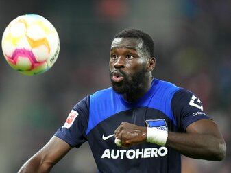 Wilfried Kanga konnte zuletzt krankheitsbedingt nicht mittrainieren. Bei der kommende Partie hofft Trainer Schwarz auf seinen Einsatz. Wilfried Kanga konnte zuletzt krankheitsbedingt nicht mittrainieren. Bei der kommende Partie hofft Trainer Schwarz auf seinen Einsatz.