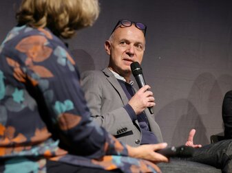 Neuendorf: "Mitnichten" strikte Arbeitsteilung in Debatte Neuendorf: "Mitnichten" strikte Arbeitsteilung in Debatte