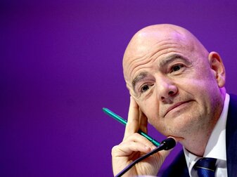 Hat sich in einem Brief an die 32 Teilnehmer der Fußball-WM in Katar gewandt: FIFA-Präsident Gianni Infantino. Hat sich in einem Brief an die 32 Teilnehmer der Fußball-WM in Katar gewandt: FIFA-Präsident Gianni Infantino.
