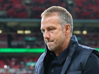 Bundestrainer Hansi Flick muss sich Gedanken machen und Ersatz suchen. Bundestrainer Hansi Flick muss sich Gedanken machen und Ersatz suchen.
