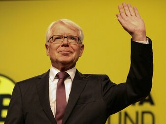 BVB verabschiedet scheidenden Präsidenten Rauball BVB verabschiedet scheidenden Präsidenten Rauball