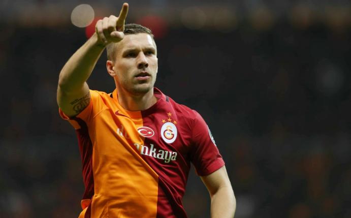 Podolski und Galatasaray haben das Hinspiel gewonnen (Quelle: firo Sportphoto/SID-IMAGES)