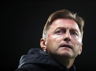 Trainer Ralph Hasenhüttl soll in Southampton kurz vor dem Rauswurf stehen. Trainer Ralph Hasenhüttl soll in Southampton kurz vor dem Rauswurf stehen.