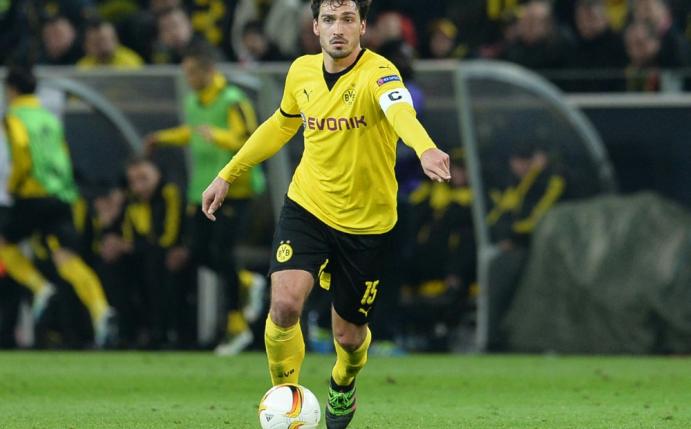 Der Vertrag von Mats Hummels beim BVB läuft 2017 aus (Quelle: SID-IMAGES/PIXATHLON)