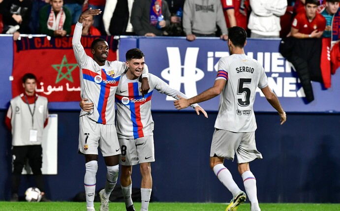 Barcelonas Pedri (M) jubelt nach dem Tor zum zwischenzeitlichen 1:1-Ausgleich.
