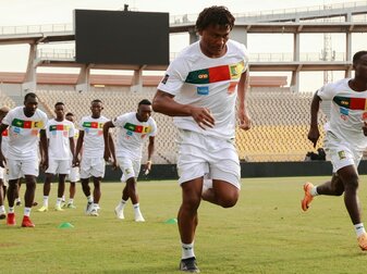 Kamerun ohne Europa-Stars mit Remis gegen Jamaika