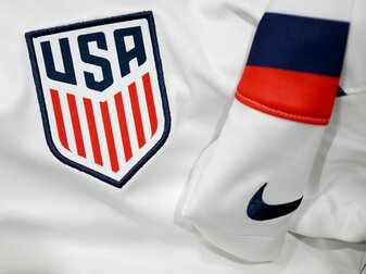 US-Nationalspieler als erste WM-Teilnehmer in Katar gelandet US-Nationalspieler als erste WM-Teilnehmer in Katar gelandet