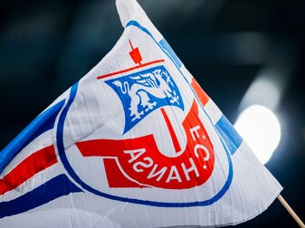 Rostock-Arzt erhält nach Rot Innenraumverbot für ein Spiel Rostock-Arzt erhält nach Rot Innenraumverbot für ein Spiel