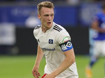 HSV-Kapitän Schonlau kritisiert Unruhe im Verein HSV-Kapitän Schonlau kritisiert Unruhe im Verein