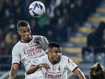 Mit Thiaw in der Startelf: Milan siegt glücklich Mit Thiaw in der Startelf: Milan siegt glücklich