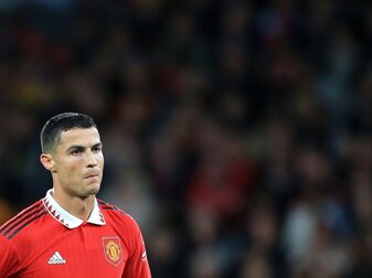 Ronaldo fühlt sich von ManUnited und ten Hag "betrogen" Ronaldo fühlt sich von ManUnited und ten Hag "betrogen"