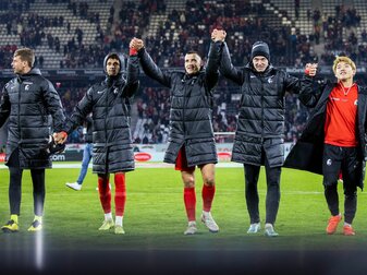 Feierstimmung im Breisgau: Der SC Freiburg überwintert auf dem zweiten Tabellenplatz. Feierstimmung im Breisgau: Der SC Freiburg überwintert auf dem zweiten Tabellenplatz.