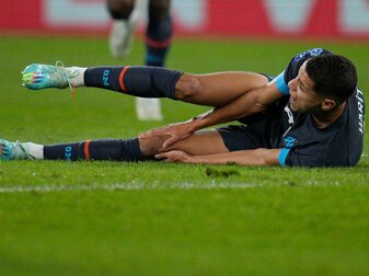 Verletzte sich beim Olympique-Sieg in Monaco: Amine Harit. Verletzte sich beim Olympique-Sieg in Monaco: Amine Harit.