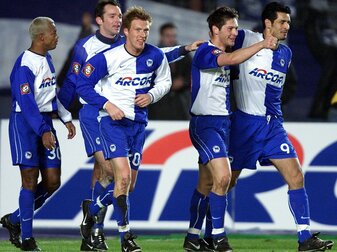 Ex-Profi von Hertha Ali Daei (rechts) lehnt eine Einladung der FIFA zur WM ab. Ex-Profi von Hertha Ali Daei (rechts) lehnt eine Einladung der FIFA zur WM ab.