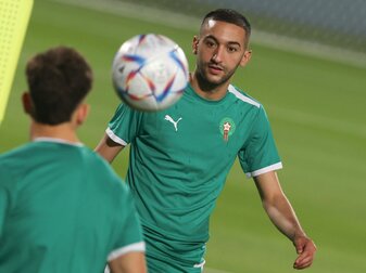 Mit Tor aus eigener Hälfte: Marokko gewinnt letzten WM-Test Mit Tor aus eigener Hälfte: Marokko gewinnt letzten WM-Test