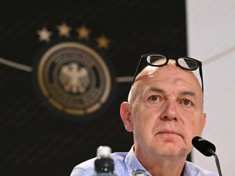 Neuendorf unterstreicht DFB-Opposition zur FIFA Neuendorf unterstreicht DFB-Opposition zur FIFA