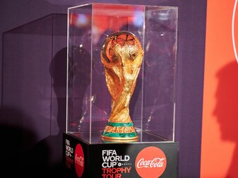 Berechnungen sagen voraus, dass die Brasilianer den WM-Pokal in Händen halten werden. Berechnungen sagen voraus, dass die Brasilianer den WM-Pokal in Händen halten werden.