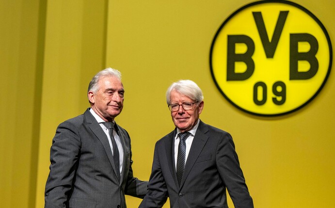 Der neue BVB-Präsident Reinhold Lunow (l) übernimmt die Amtsgeschäfte von Reinhard Rauball.