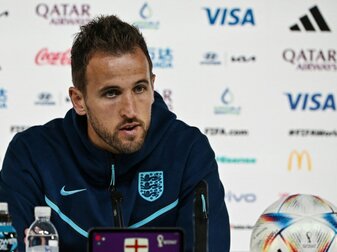Kane stärkt Southgate: "Ist unglaublich für uns" Kane stärkt Southgate: "Ist unglaublich für uns"