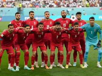 Der Iran trifft zum Auftakt auf die Three Lions aus England.