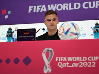 Hat bei der Pressekonferenz für seine Ausführungen Beifall erhalten: Joshua Kimmich. Hat bei der Pressekonferenz für seine Ausführungen Beifall erhalten: Joshua Kimmich.