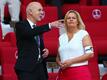 Bundesinnenministerin Nancy Faeser neben DFB-Präsident Bernd Neuendorf auf der Tribüne.