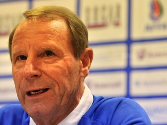 Vogts kritisiert Defensive: "Indiskutable Vorstellung" Vogts kritisiert Defensive: "Indiskutable Vorstellung"