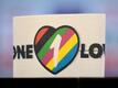 Das «One Love»-Symbol ist nun auch der Werbetafel des DFB zu finden.