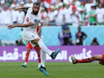 Nach Singen der Hymne: Starker Iran wahrt Achtelfinal-Chance Nach Singen der Hymne: Starker Iran wahrt Achtelfinal-Chance