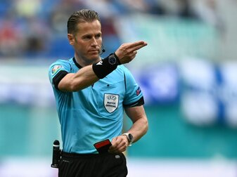 Makkelie pfeift deutsches WM-Spiel gegen Spanien Makkelie pfeift deutsches WM-Spiel gegen Spanien